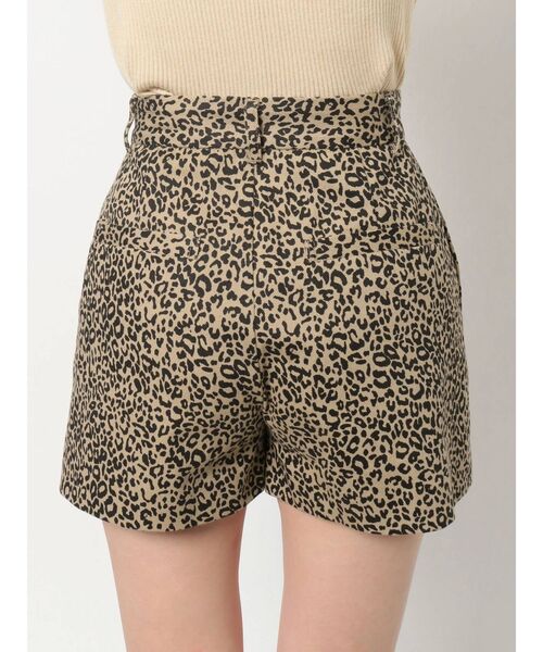 EVRIS（エヴリス）の「ベーシックピンタックショートパンツ（その他パンツ・レディース・ブラック/その他1・SMALL/MEDIUM）」の14枚目の写真