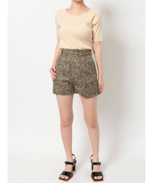 EVRIS（エヴリス）の「ベーシックピンタックショートパンツ（その他パンツ・レディース・ブラック/その他1・SMALL/MEDIUM）」の16枚目の写真