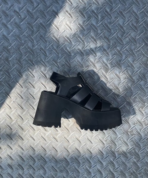 FIG&VIPER(フィグアンドバイパー)の「シャークソールグルカサンダル(サンダル・レディース・ブラック・SMALL/MEDIUM/LARGE)」の5枚目の写真