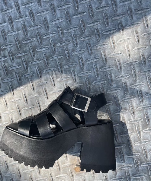 FIG&VIPER(フィグアンドバイパー)の「シャークソールグルカサンダル(サンダル・レディース・ブラック・SMALL/MEDIUM/LARGE)」の6枚目の写真