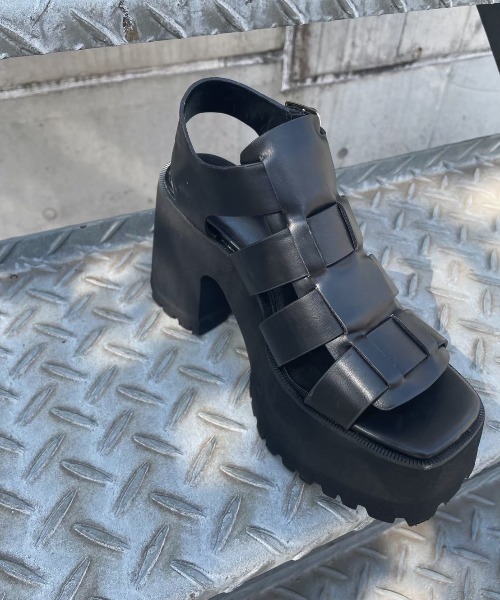 FIG&VIPER(フィグアンドバイパー)の「シャークソールグルカサンダル(サンダル・レディース・ブラック・SMALL/MEDIUM/LARGE)」の11枚目の写真