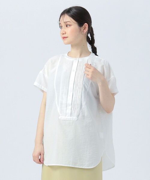 BEAMS HEART(ビームスハート)の「ピンタック クルーネック シャツ(シャツ/ブラウス・レディース・オフホワイト/ブラック/ブルー系その他/マスタード/イエロー系その他4/サックスブルー・ONE SIZE)」の2枚目の写真