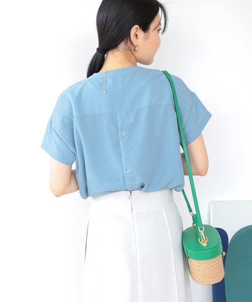 BEAMS HEART(ビームスハート)の「ピンタック クルーネック シャツ(シャツ/ブラウス・レディース・オフホワイト/ブラック/ブルー系その他/マスタード/イエロー系その他4/サックスブルー・ONE SIZE)」の18枚目の写真