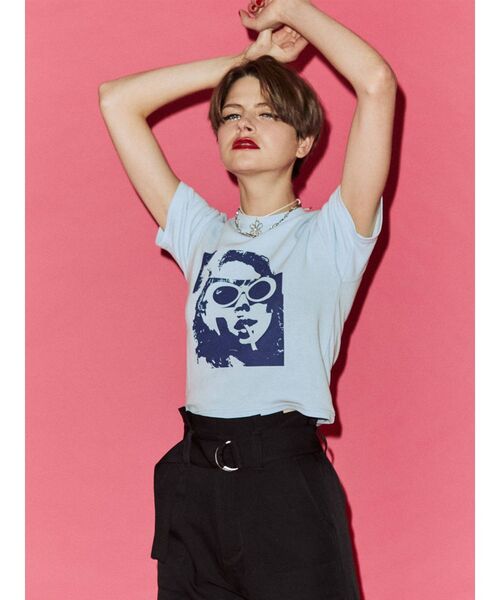 jouetie（ジュエティ）の「グランジプリントフィット Tシャツ（Tシャツ/カットソー・レディース・ブラック/ブルー/アイボリー・MEDIUM）」の15枚目の写真