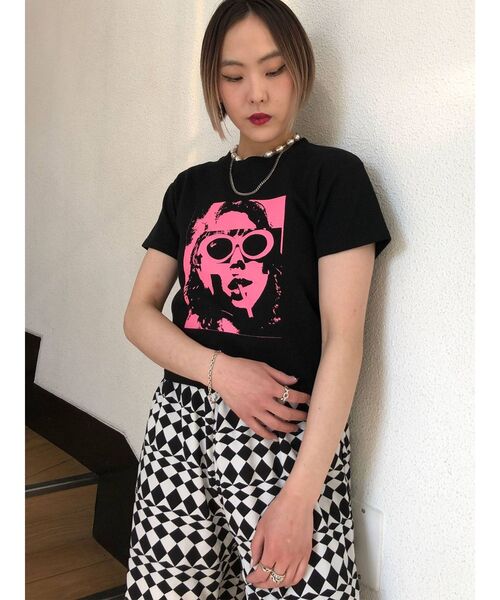 jouetie（ジュエティ）の「グランジプリントフィット Tシャツ（Tシャツ/カットソー・レディース・ブラック/ブルー/アイボリー・MEDIUM）」の18枚目の写真