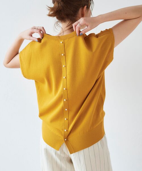 le.coeur blanc（ルクールブラン）の「バックパール付きニットプルオーバー（ニット/セーター・レディース・オフホワイト/ホワイト系その他/マスタード/ブラック系その他・38）」の19枚目の写真