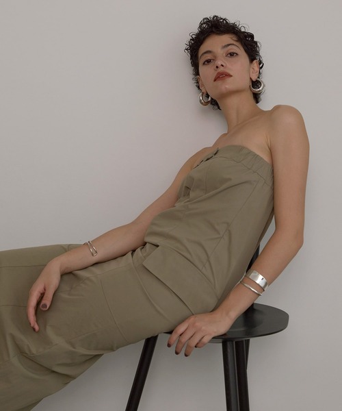 MIELI INVARIANT（ミエリインヴァリアント）の「Round Wide Form Pierce（ピアス（両耳用）・レディース・シルバー/ゴールド・FREE）」の18枚目の写真