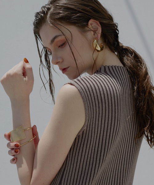 MIELI INVARIANT（ミエリインヴァリアント）の「Round Wide Form Pierce（ピアス（両耳用）・レディース・シルバー/ゴールド・FREE）」の12枚目の写真