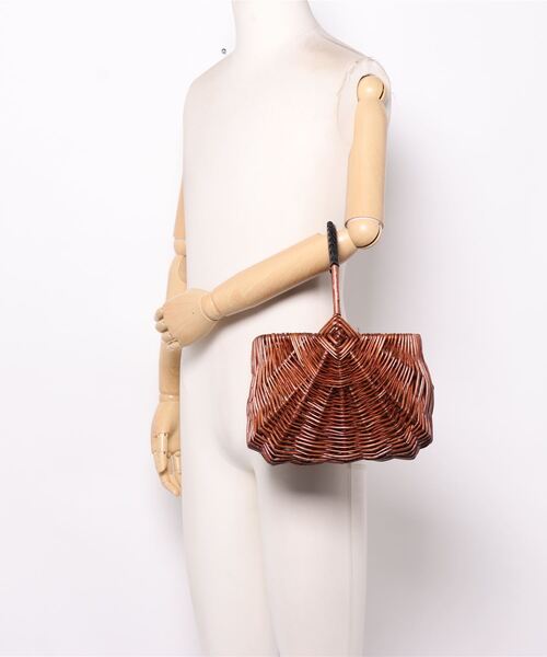 notch.（ノッチ）の「One Handle Basket S（かごバッグ・レディース・ブラウン・ONESIZE）」の2枚目の写真