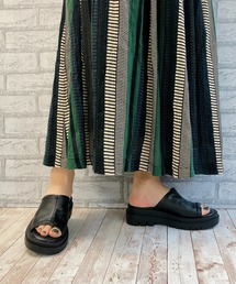 タンクソールスライドサンダル