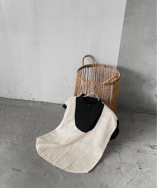 Solace（ソレイス）の「メッシュ切替ノースリブラウス（シャツ/ブラウス・レディース・ブラック/ナチュラル・FREE）」の16枚目の写真