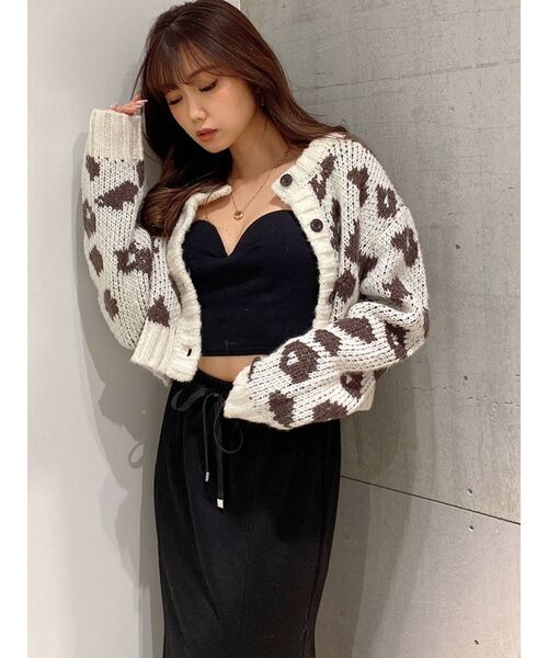 GYDA（ジェイダ）の「LEOPARD PATTERNショートニットカーディガン（カーディガン/ボレロ・レディース・オフホワイト/ベージュ・FREE）」の8枚目の写真