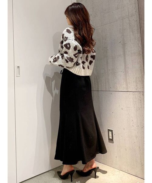 GYDA（ジェイダ）の「LEOPARD PATTERNショートニットカーディガン（カーディガン/ボレロ・レディース・オフホワイト/ベージュ・FREE）」の13枚目の写真