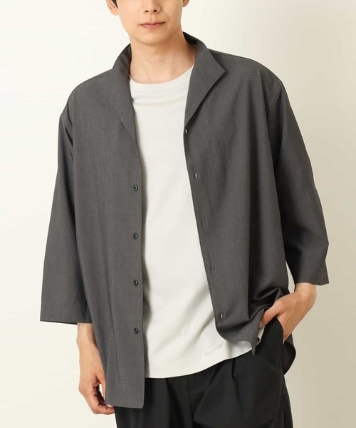 a.v.v（アーヴェヴェ）の「8分袖スタンドカラーシャツ（シャツ/ブラウス・メンズ・チャコールグレー/ライトブラウン・46/48/50）」の2枚目の写真