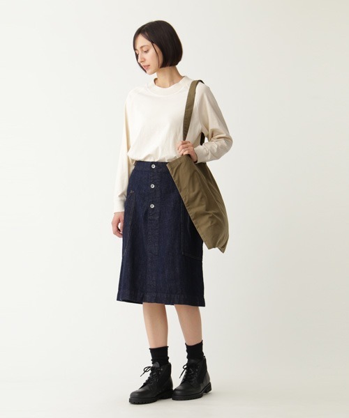 MHL.（エムエイチエル）の「PROOFED CANVAS（トートバッグ・レディース・オリーブ/ネイビー系1・FREE）」の5枚目の写真