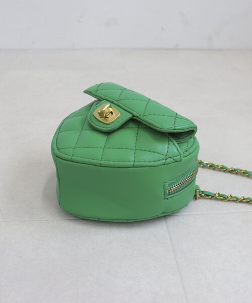 onulsoha（オヌルソハ）の「キルトハートチェーンポシェット（ショルダーバッグ・レディース・ブラック/グリーン・FREE）」の14枚目の写真