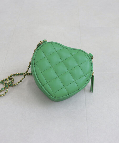 onulsoha（オヌルソハ）の「キルトハートチェーンポシェット（ショルダーバッグ・レディース・ブラック/グリーン・FREE）」の19枚目の写真