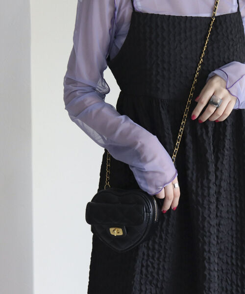 onulsoha（オヌルソハ）の「キルトハートチェーンポシェット（ショルダーバッグ・レディース・ブラック/グリーン・FREE）」の12枚目の写真