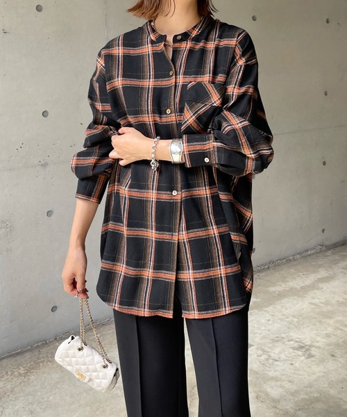 DouDou（ドゥドゥ）の「チェックオーバーシャツ（シャツ/ブラウス・レディース・ブラック/ブラウン・FREE）」の2枚目の写真