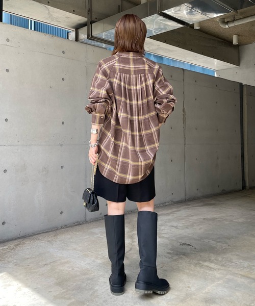 DouDou（ドゥドゥ）の「チェックオーバーシャツ（シャツ/ブラウス・レディース・ブラック/ブラウン・FREE）」の3枚目の写真