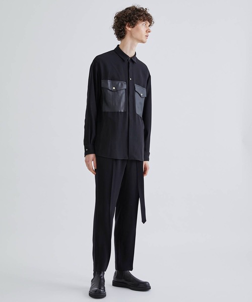 CULLNI（クルニ）の「STUDIOUS別注 DOUBLE POCKET SHIRT ROYAL LEATHER（シャツ/ブラウス・メンズ・ブラック/モカ・1/2）」の17枚目の写真
