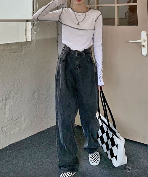 Vipoa(ヴィポア)の「アウトステッチショートトップス(Tシャツ/カットソー・レディース・ブラック/グレー/ホワイト・FREE)」の13枚目の写真