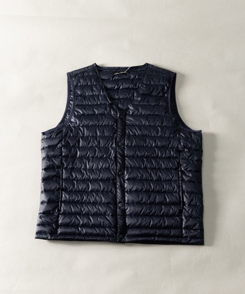 NYLAUS(ナイラス)の「Vネック インナーライトダウンベスト(ダウンベスト・メンズ・ブラック/ネイビー/カーキ/キャメル/チャコール/ボルドー/グレー・LL/M/L/S)」の6枚目の写真