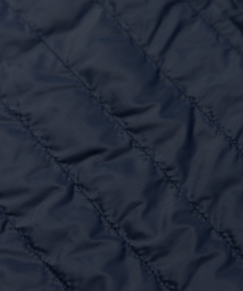 NYLAUS(ナイラス)の「Vネック インナーライトダウンベスト(ダウンベスト・メンズ・ブラック/ネイビー/カーキ/キャメル/チャコール/ボルドー/グレー・LL/M/L/S)」の20枚目の写真