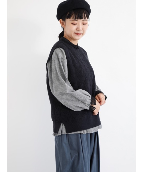 Samansa Mos2（サマンサ モスモス）の「矢羽根柄ニットベスト（ベスト・レディース・ブラック/ベージュ/オレンジ/グリーン/モカ・ﾌﾘ-）」の7枚目の写真