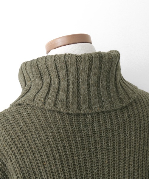 osharewalker（オシャレウォーカー）の「『配色MIXネップヤーンタートルネックニット』（ニット/セーター・レディース・カーキ/マスタード/ライトベージュ・FREE）」の22枚目の写真