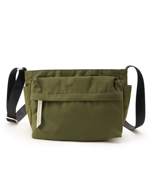 SHOO・LA・RUE（シューラルー）の「◆【撥水】ポケットショルダー（ショルダーバッグ・レディース・ブラック/カーキ/ブラック系3/グレー系3・00）」の4枚目の写真