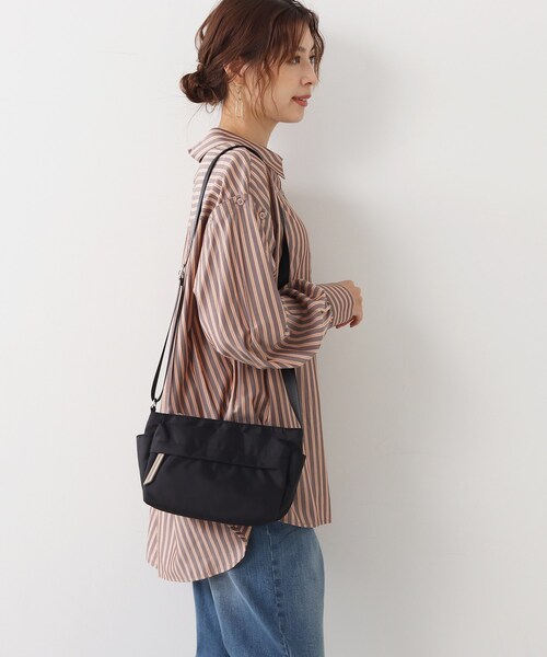 SHOO・LA・RUE（シューラルー）の「◆【撥水】ポケットショルダー（ショルダーバッグ・レディース・ブラック/カーキ/ブラック系3/グレー系3・00）」の15枚目の写真