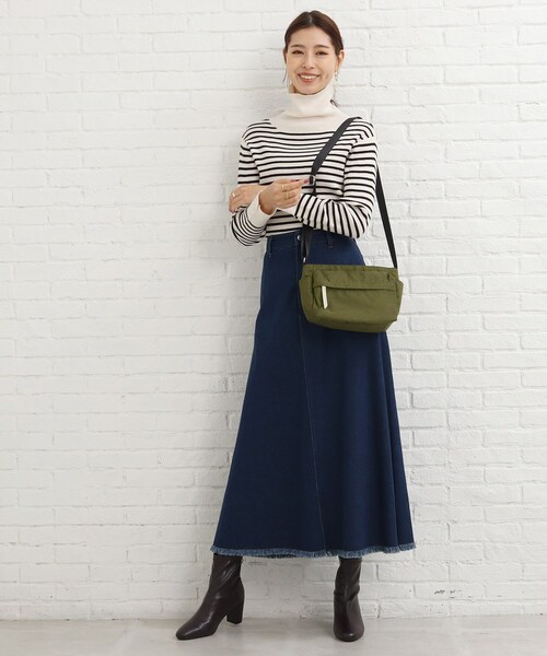 SHOO・LA・RUE（シューラルー）の「◆【撥水】ポケットショルダー（ショルダーバッグ・レディース・ブラック/カーキ/ブラック系3/グレー系3・00）」の20枚目の写真