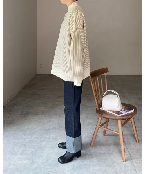 She's Closet(シーズクローゼット)の「バイカラーストライプリブ編みハイネックオーバーサイズニットプルオーバー(ニット/セーター・レディース・オレンジ/ベージュ/アイボリー/ブラック・FREE)」の11枚目の写真