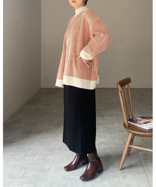 She's Closet(シーズクローゼット)の「バイカラーストライプリブ編みハイネックオーバーサイズニットプルオーバー(ニット/セーター・レディース・オレンジ/ベージュ/アイボリー/ブラック・FREE)」の19枚目の写真