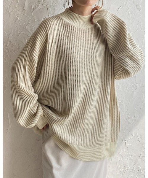 She's Closet(シーズクローゼット)の「バイカラーストライプリブ編みハイネックオーバーサイズニットプルオーバー(ニット/セーター・レディース・オレンジ/ベージュ/アイボリー/ブラック・FREE)」の22枚目の写真