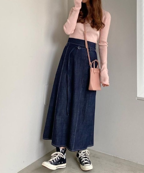 ACYM(アシーム)の「Stitch denim long スカート(スカート・レディース・インディゴブルー/ブラック・FREE)」の2枚目の写真