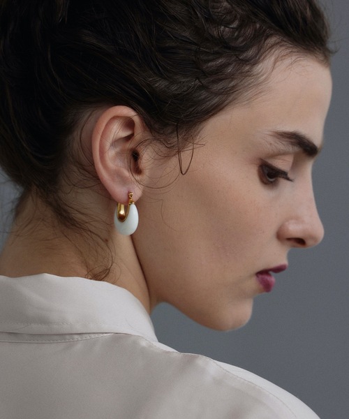 CENE（セネ）の「【CENE】セネ/カラースモールフープピアス（ピアス（両耳用）・レディース・ホワイト/グリーン/クリア・FREE）」の6枚目の写真