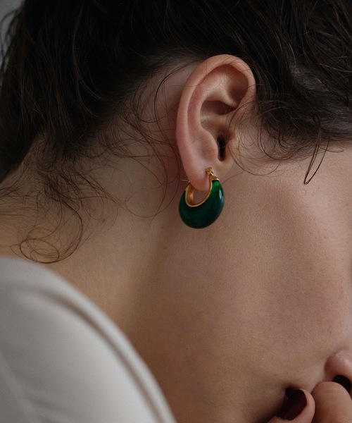 CENE（セネ）の「【CENE】セネ/カラースモールフープピアス（ピアス（両耳用）・レディース・ホワイト/グリーン/クリア・FREE）」の12枚目の写真