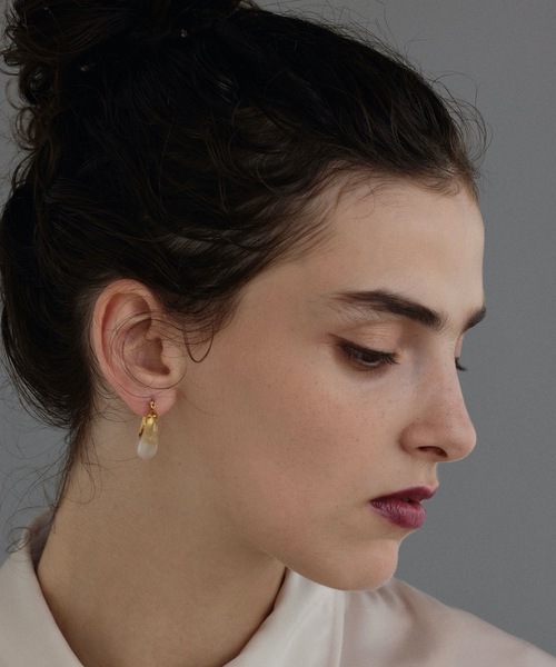 CENE（セネ）の「【CENE】セネ/カラースモールフープピアス（ピアス（両耳用）・レディース・ホワイト/グリーン/クリア・FREE）」の20枚目の写真