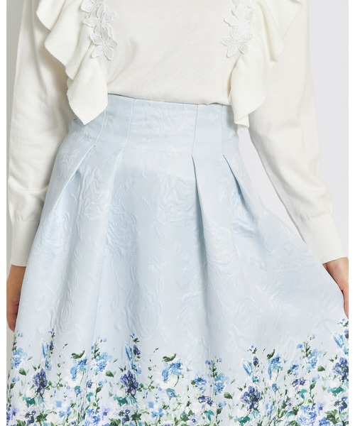 tocco closet(トッコ クローゼット)の「フラワープリント×ローズジャガードタックフレアスカート(スカート・レディース・ピンク/ブルー・M)」の5枚目の写真