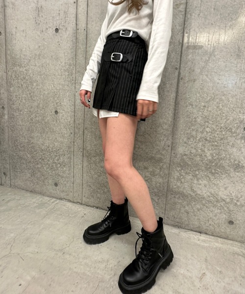 WEGO（ウィゴー）の「WEGO/ラッププリーツローライズミニスカパン（スカート・レディース・ブラック/ブラック系その他4・FREE）」の6枚目の写真