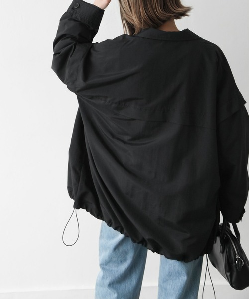 Chillfar（チルファー）の「袖取り外しダブルテーラーコート（トレンチコート・レディース・ブラック/ベージュ/オフホワイト/グリーン/マスタード・MEDIUM/LARGE）」の12枚目の写真