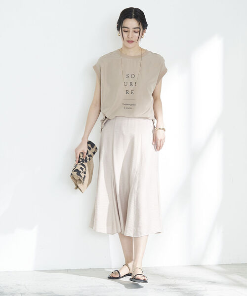 NOLLEY’S(ノーリーズ)の「◇【WEB限定】フレンチロゴTブラウス(Tシャツ/カットソー・レディース・キャメル/ベージュ/ブラック・FREE)」の16枚目の写真