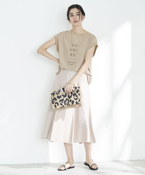 NOLLEY’S(ノーリーズ)の「◇【WEB限定】フレンチロゴTブラウス(Tシャツ/カットソー・レディース・キャメル/ベージュ/ブラック・FREE)」の20枚目の写真