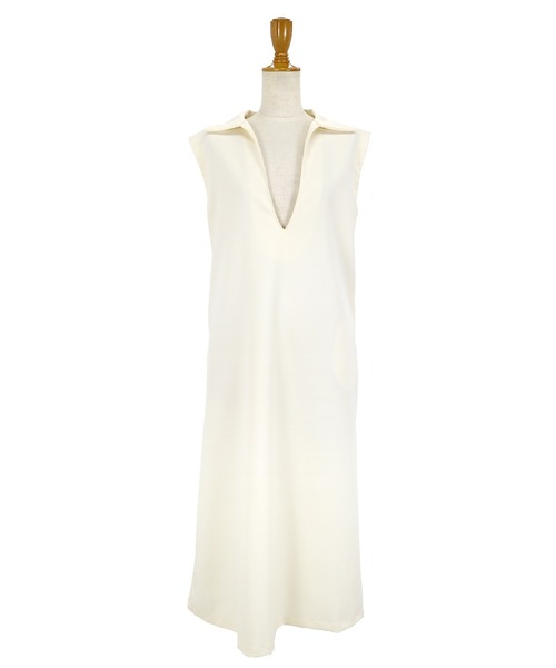 BLUEEAST(ブルーイースト)の「深Vネックジャンスカ(ジャンパースカート・レディース・ブラック/アイボリー/グレイッシュベージュ・MEDIUM)」の11枚目の写真