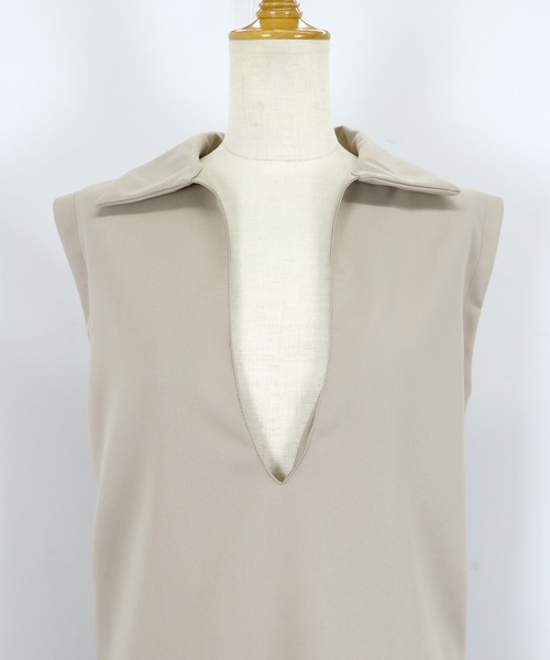 BLUEEAST(ブルーイースト)の「深Vネックジャンスカ(ジャンパースカート・レディース・ブラック/アイボリー/グレイッシュベージュ・MEDIUM)」の17枚目の写真