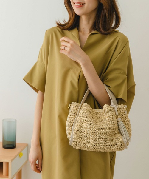 RODE SKO（ロデスコ）の「タッセル付きペーパーミニバッグ（かごバッグ・レディース・ベージュ/ナチュラル/ベージュ系その他・ONE）」の4枚目の写真