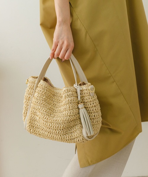 RODE SKO（ロデスコ）の「タッセル付きペーパーミニバッグ（かごバッグ・レディース・ベージュ/ナチュラル/ベージュ系その他・ONE）」の6枚目の写真