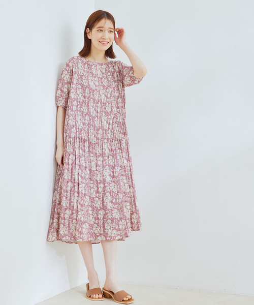 Jayro(ジャイロ)の「プリーツワンピース(ワンピース・レディース・ブラック/ブルー/ピンク・M)」の22枚目の写真